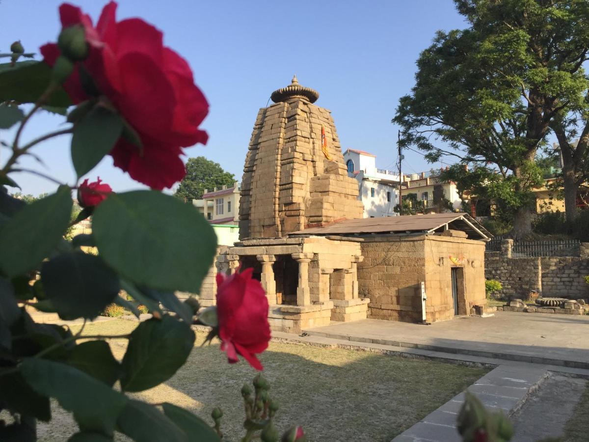 Katyuri Kings Divine Stay- Babaji'S Cave Dwarahat Экстерьер фото