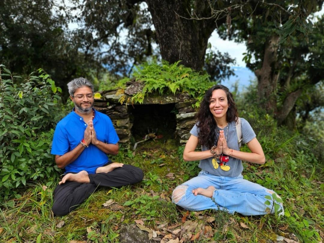 Katyuri Kings Divine Stay- Babaji'S Cave Dwarahat Экстерьер фото