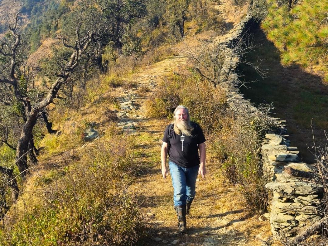 Katyuri Kings Divine Stay- Babaji'S Cave Dwarahat Экстерьер фото