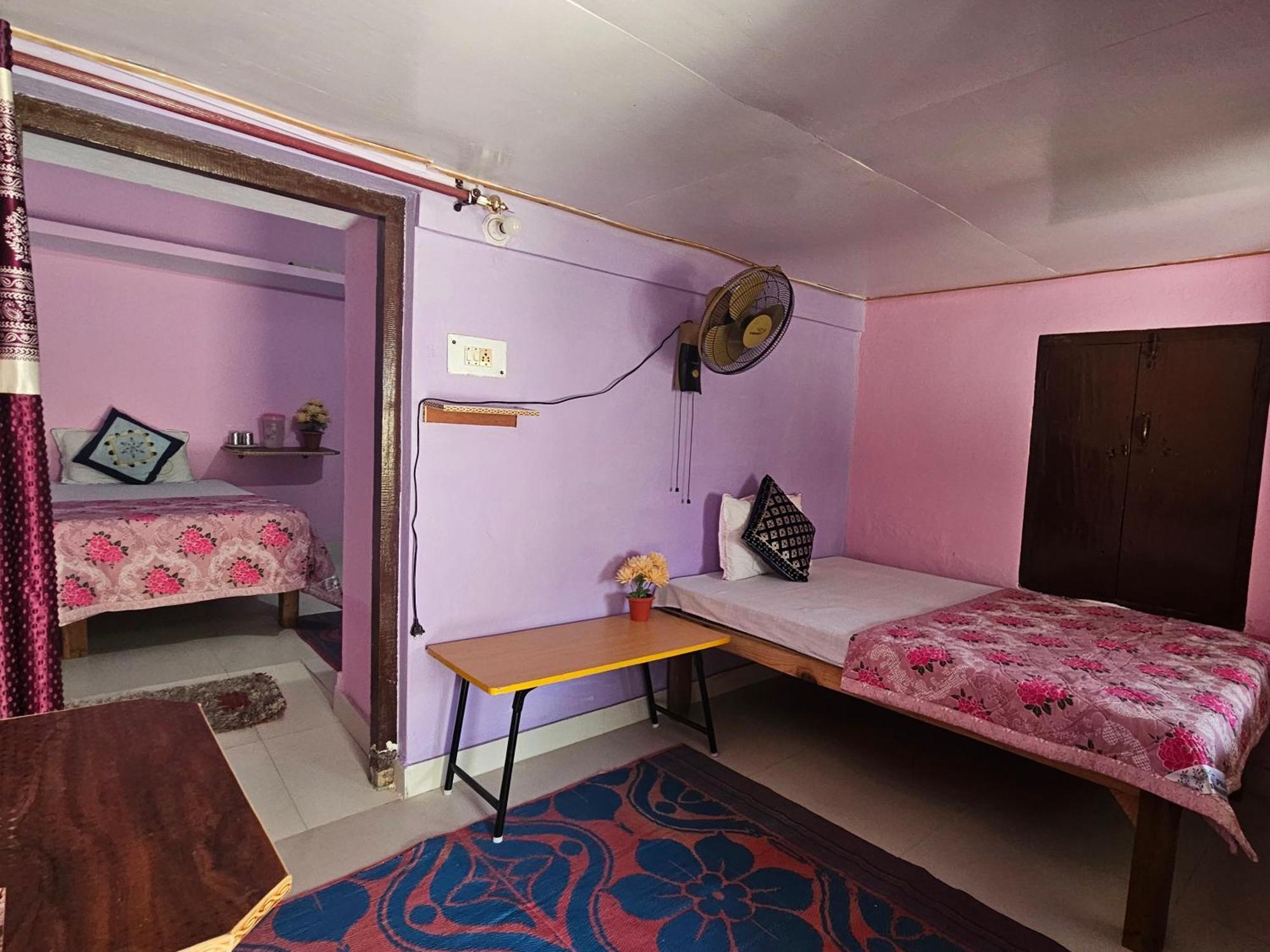 Katyuri Kings Divine Stay- Babaji'S Cave Dwarahat Номер фото